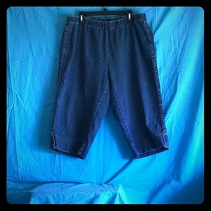 JMS Women’s Capri pants